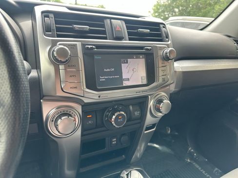 Used 2018 Toyota 4Runner SR5 Premium AWD/4WD image 16