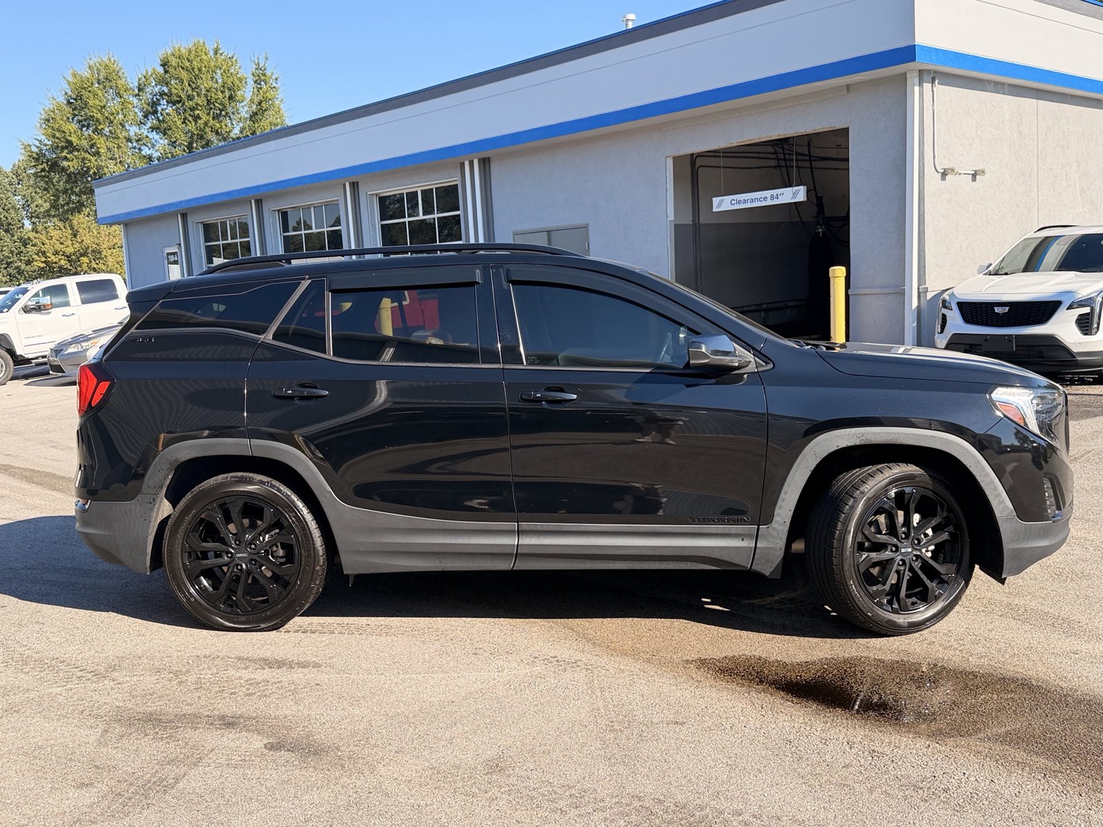 Used 2021 GMC Terrain SLE w/ Driver Convenience Package FWD image 13