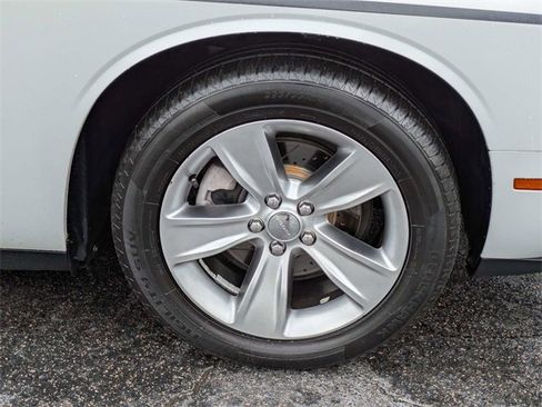 Used 2017 Dodge Challenger SXT w/ Sound Group image 10
