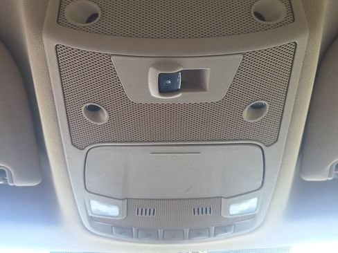 Used 2016 Ford F150 Lariat RWD image 23