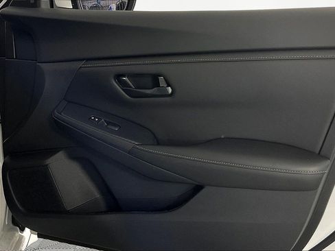 Used 2025 Nissan Sentra S FWD image 26