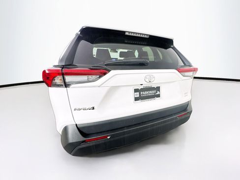 Certified 2023 Toyota RAV4 XLE w/ Convenience Package AWD/4WD image 6