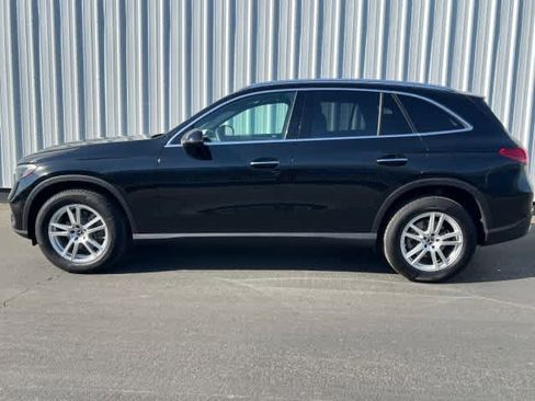 Certified 2025 Mercedes-Benz GLC 300 image 3