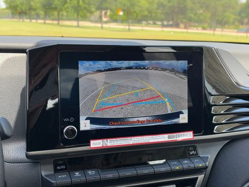 Used 2026 Toyota Camry LE image 19