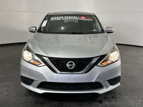 Used 2017 Nissan Sentra SV image 3