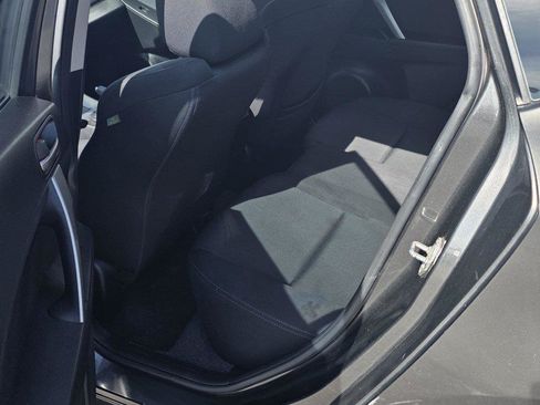 Used 2011 MAZDA MAZDA3 s Sport FWD image 10
