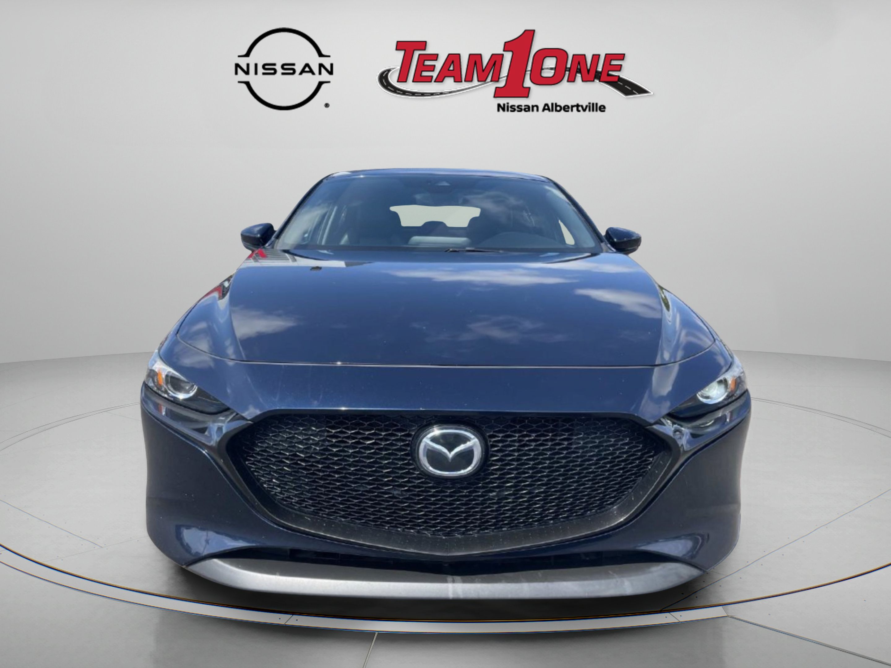 Used 2021 MAZDA MAZDA3 s FWD image 2