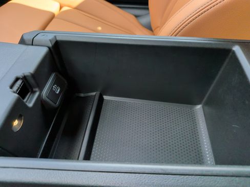 Used 2025 BMW 430i Coupe w/ Convenience Package RWD image 20