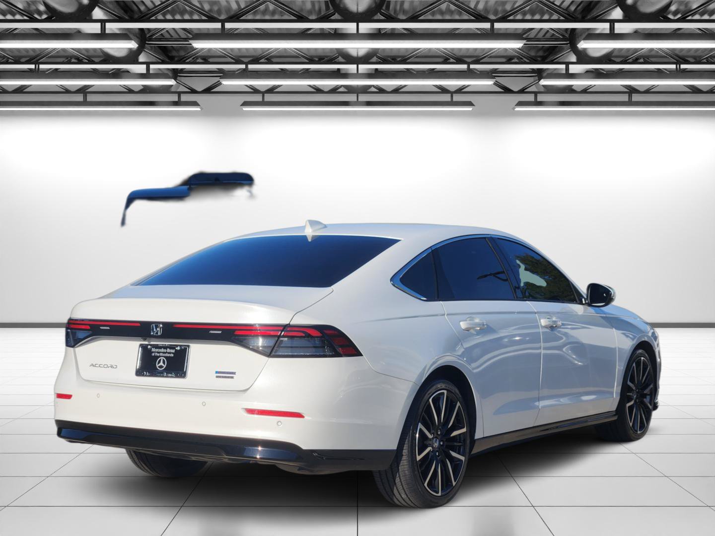 Used 2023 Honda Accord Touring image 9