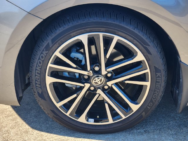 Certified 2026 Toyota Camry XLE FWD image 10