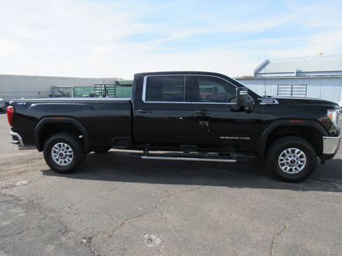Used 2023 GMC Sierra 2500 SLE AWD/4WD image 5