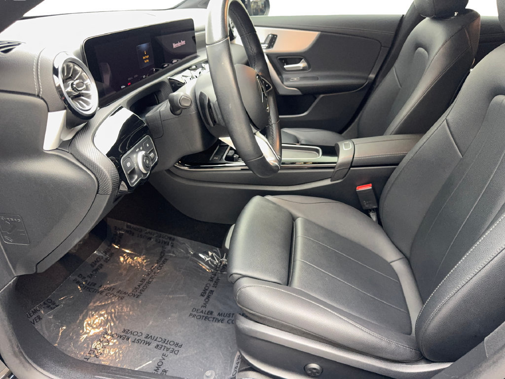 Used 2025 Mercedes-Benz CLA 250 image 27