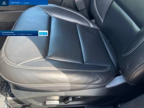Used 2023 Ford Explorer XLT w/ Equipment Group 202A AWD/4WD image 46
