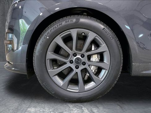 New 2026 Land Rover Range Rover Sport Dynamic SE AWD/4WD image 13