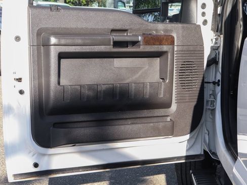Used 2016 Ford F350 Platinum AWD/4WD image 17