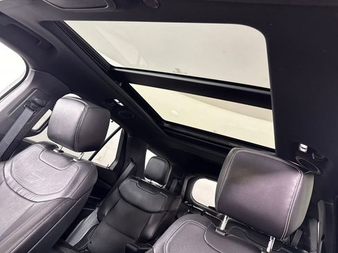 Used 2020 Ford Explorer ST w/ ST Street Pack image 17