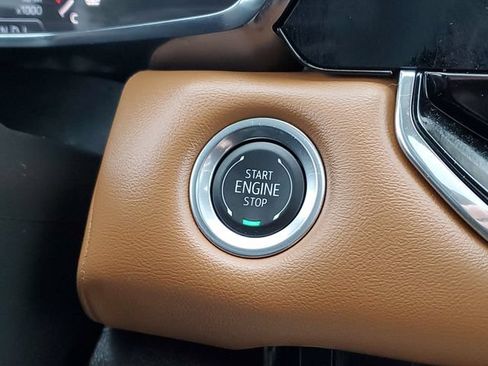 Certified 2026 GMC Canyon AT4 w/ Technology Plus Package AWD/4WD image 16