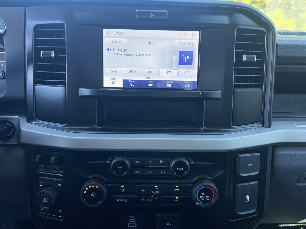 New 2027 Ford F250 XL w/ STX Appearance Package AWD/4WD image 3
