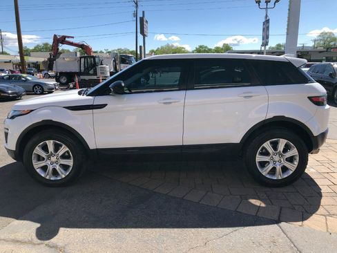 Used 2016 Land Rover Range Rover Evoque SE AWD/4WD image 5