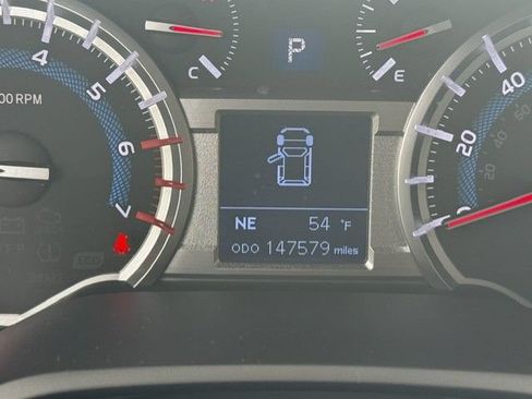 Used 2016 Toyota 4Runner TRD Pro AWD/4WD image 7