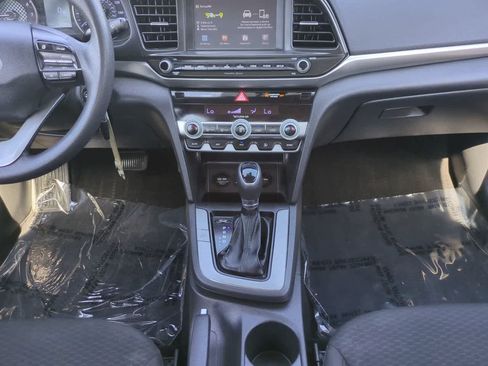 Used 2020 Hyundai Elantra SEL w/ Cargo Package (C1) FWD image 18