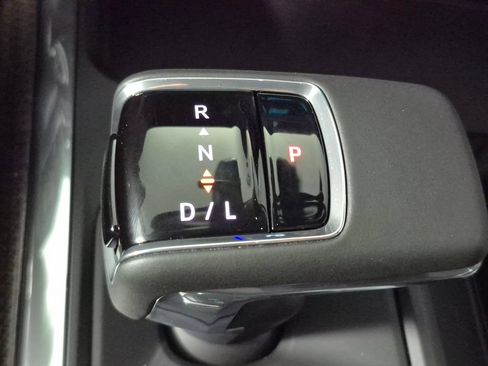 New 2026 Chevrolet Silverado 1500 RST w/ Convenience Package II AWD/4WD image 19