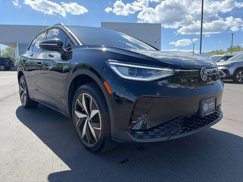 Used 2023 Volkswagen ID.4 Pro S AWD/4WD image 4