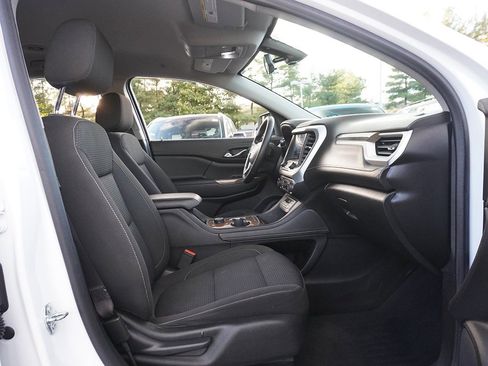 Used 2020 GMC Acadia SLE image 27