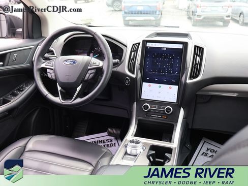 Used 2024 Ford Edge SEL w/ Convenience Package AWD/4WD image 12