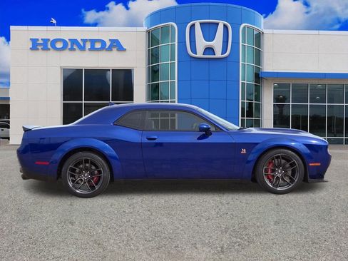 Used 2019 Dodge Challenger R/T Scat Pack image 2