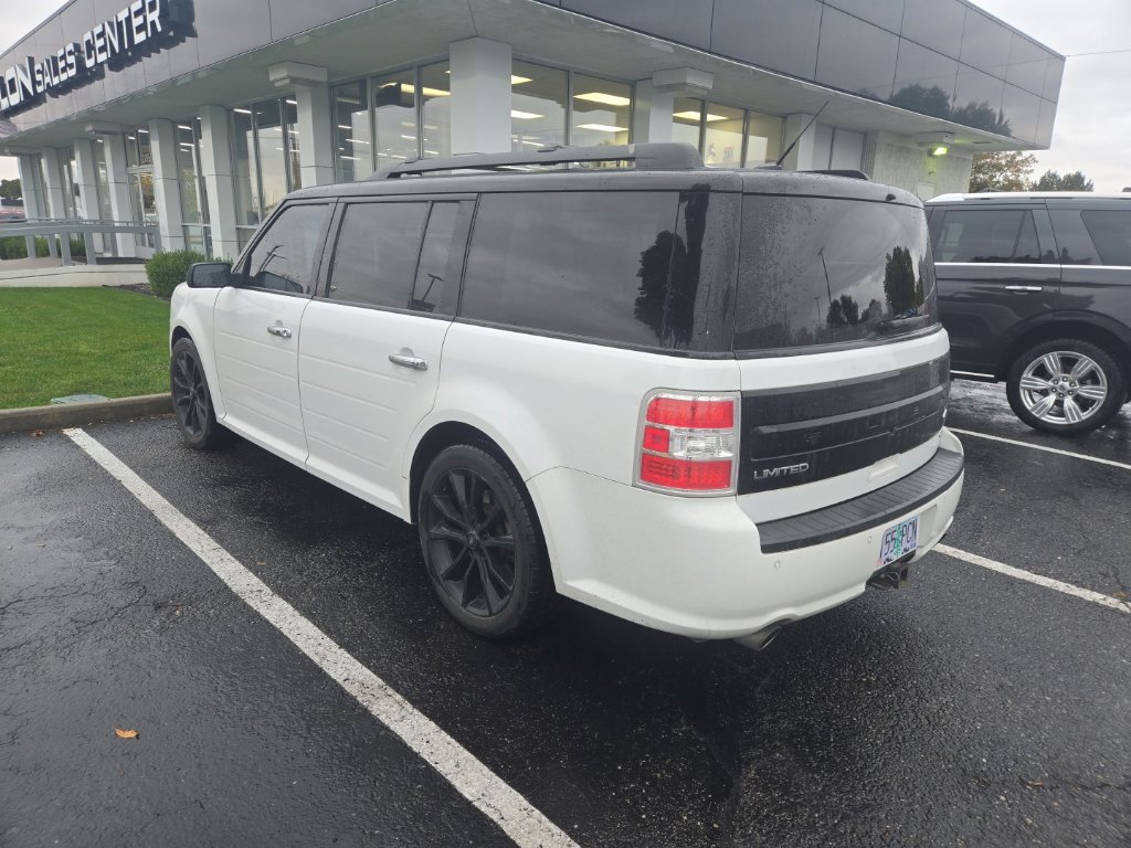 Used 2018 Ford Flex Limited w/ Equipment Group 303A AWD/4WD image 3