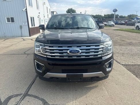 Used 2019 Ford Expedition Max Limited w/ Equipment Group 301A AWD/4WD image 8