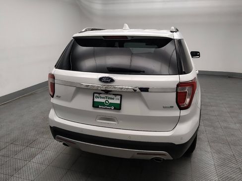 Used 2016 Ford Explorer XLT AWD/4WD image 7