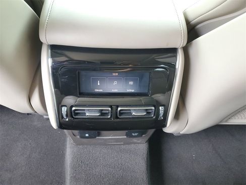 Certified 2024 Lincoln Aviator Reserve image 14