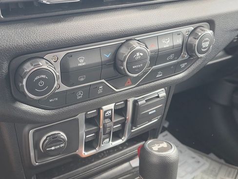 New 2026 Jeep Wrangler Unlimited Sport AWD/4WD image 17