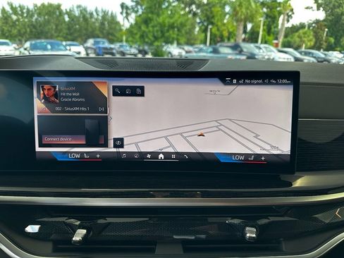 New 2027 BMW X6 xDrive40i w/ Premium Package AWD/4WD image 18