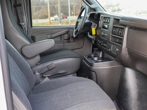 Used 2024 Chevrolet Express 2500 w/ Driver Convenience Package image 14