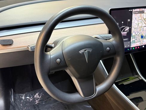 Used 2020 Tesla Model 3 Long Range image 15