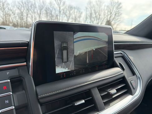 Used 2023 Chevrolet Tahoe Premier w/ Advanced Technology Package image 34