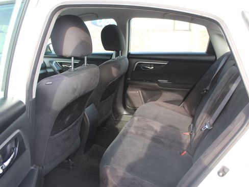 Used 2014 Nissan Altima 2.5 S FWD image 18