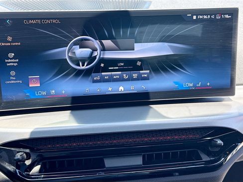 Used 2026 BMW 330i xDrive Sedan w/ M Sport Package image 34