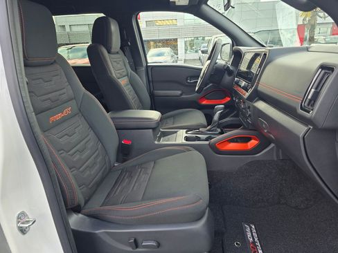 Used 2025 Nissan Frontier PRO-4X w/ Pro Convenience Package image 43