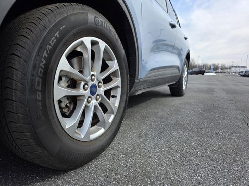 Used 2022 Ford Escape SE w/ Cold Weather Package image 19