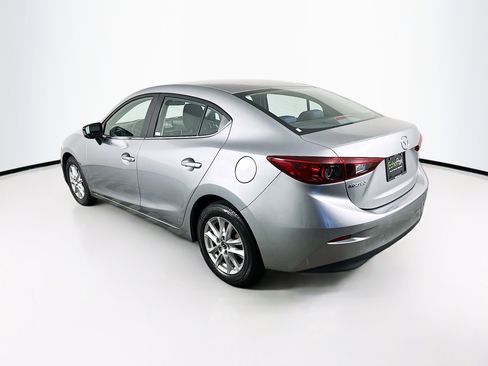 Used 2016 MAZDA MAZDA3 i Sport w/ Preferred Equipment Package image 5