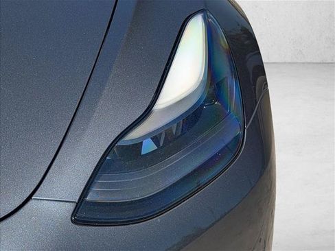 Used 2023 Tesla Model 3 Standard Range RWD image 9