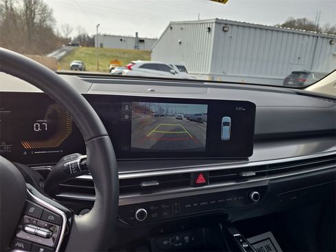 Used 2025 Kia Sorento S w/ Panoramic Sunroof Package image 21