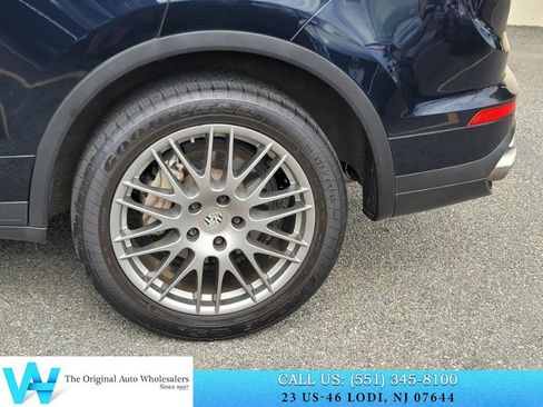 Used 2015 Porsche Cayenne S AWD/4WD image 10