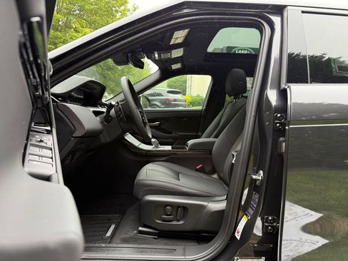 New 2026 Land Rover Range Rover Evoque S image 6