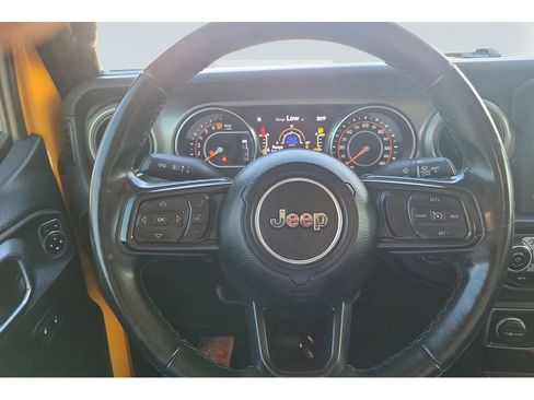 Used 2021 Jeep Gladiator Sport AWD/4WD image 11