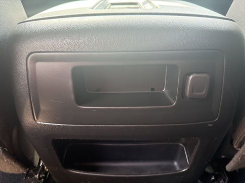 Used 2018 Chevrolet Silverado 2500 LTZ w/ Custom Sport Edition AWD/4WD image 28